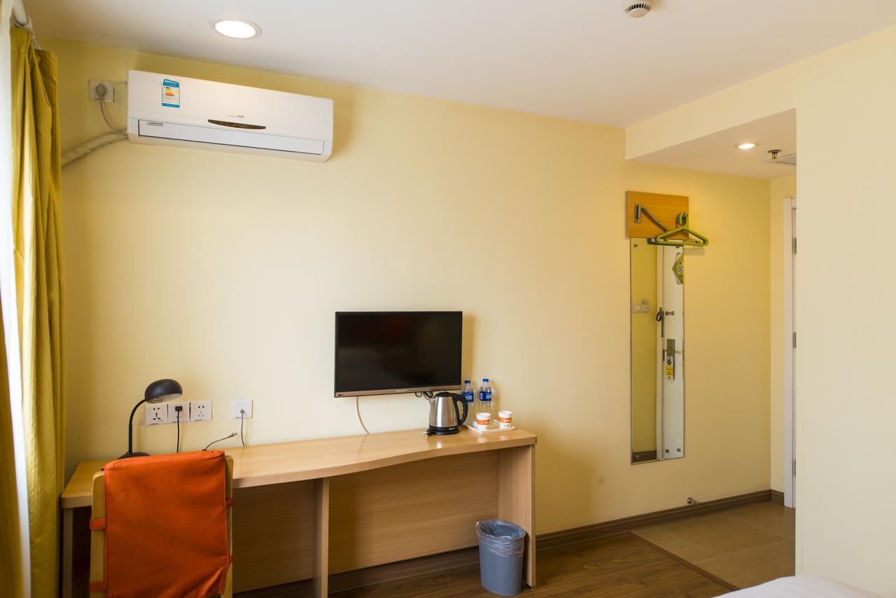 Home Inn Shanghai Hongqiao Terminal Jinshajiang Road Changfeng Extérieur photo